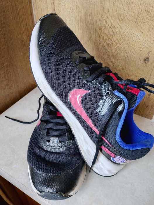 Маратонки Nike #36