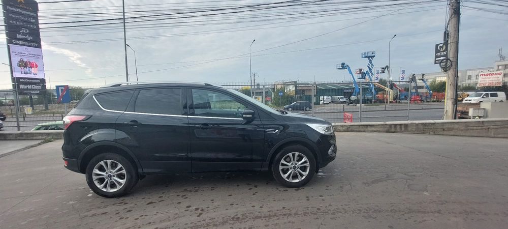 Ford Kuga 4x4 Titanium 180CP