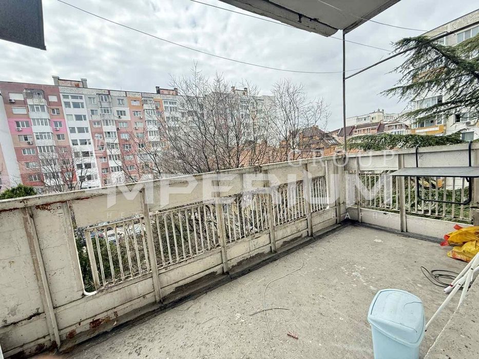 Тристаен апартамент под наем в района на кв. Левски, гр. Варна КЛИМАТ