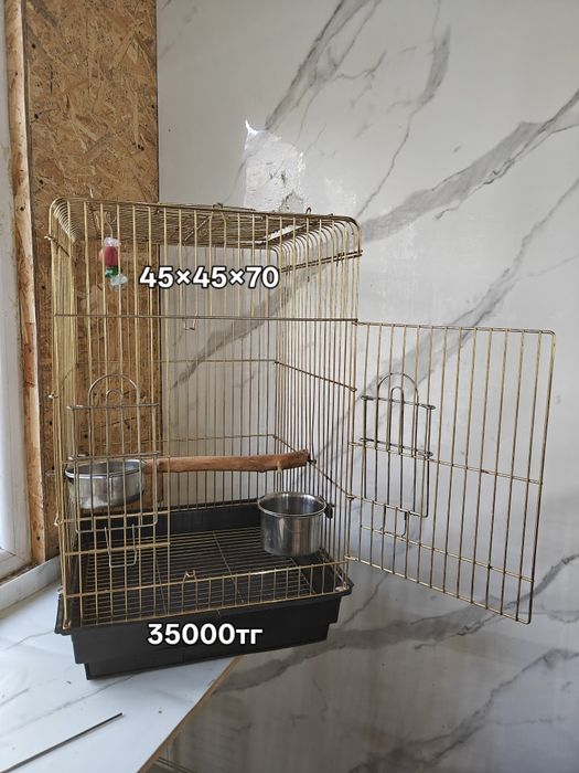 Продам клетки для попугаев и до животных бу