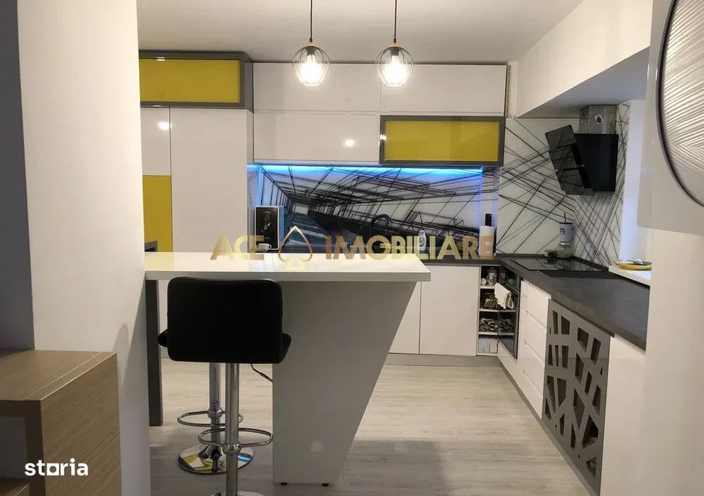 2 Camere de inchiriat | Bd. Unirii | Metrou | Posibilitate Parcare