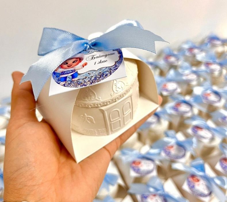 Тойбастар из гипса