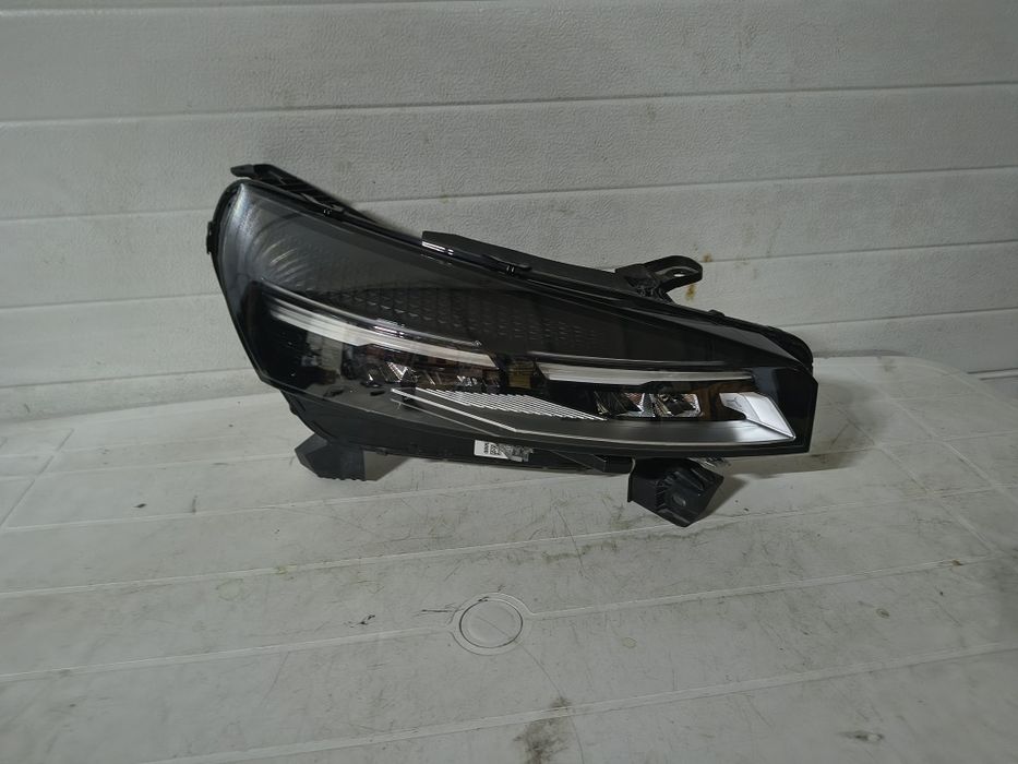 Far dreapta clio 5 facelift cod 260103507R
