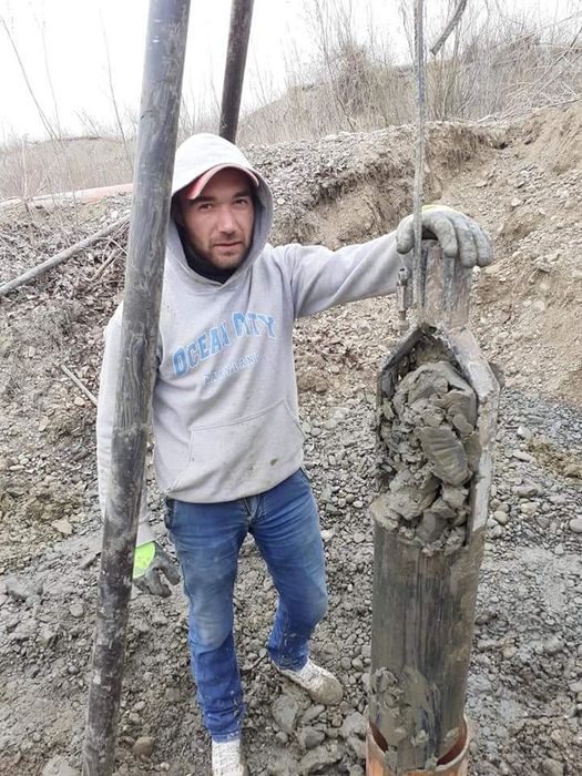 Foraje  puțuri apă nr de tel:0761286298