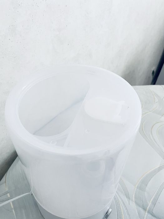 Продам увлажнитель воздуха