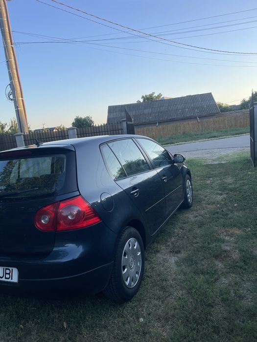 Se vinde golf 5,  in stare perfecta de functionare