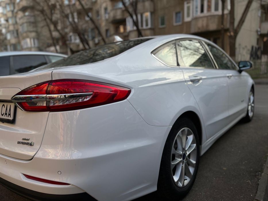 Ford Mondeo/Fusion Hybrid