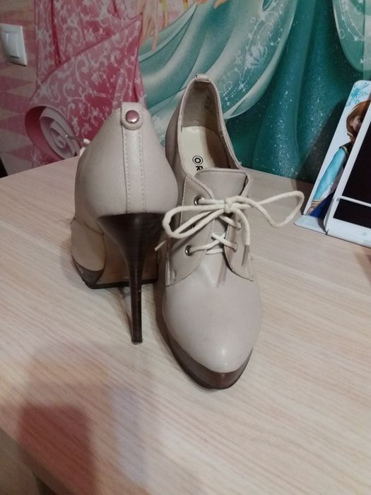 Женские ботильёны