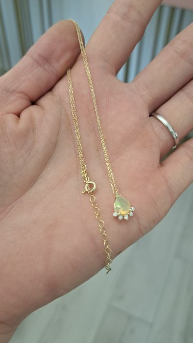 Colier aur opal si diamante