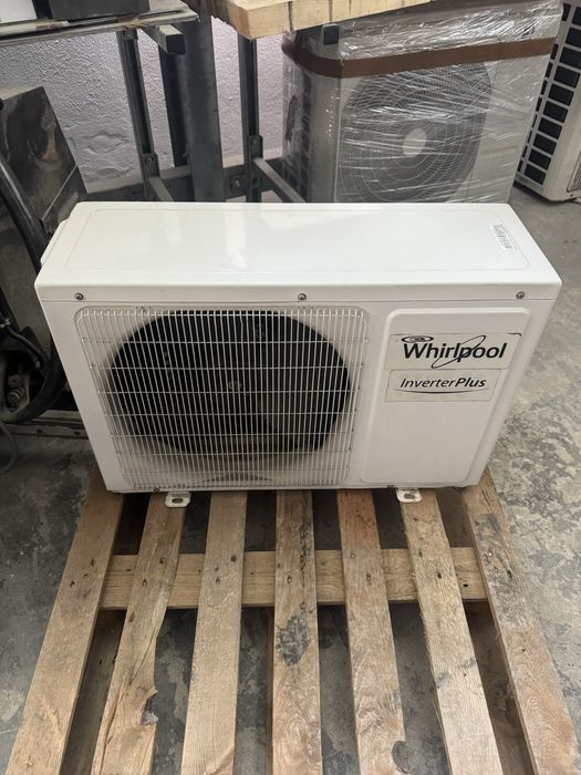 Aparat Aer condiționat Whirlpool 12000 btu invertor kit instalare inclus