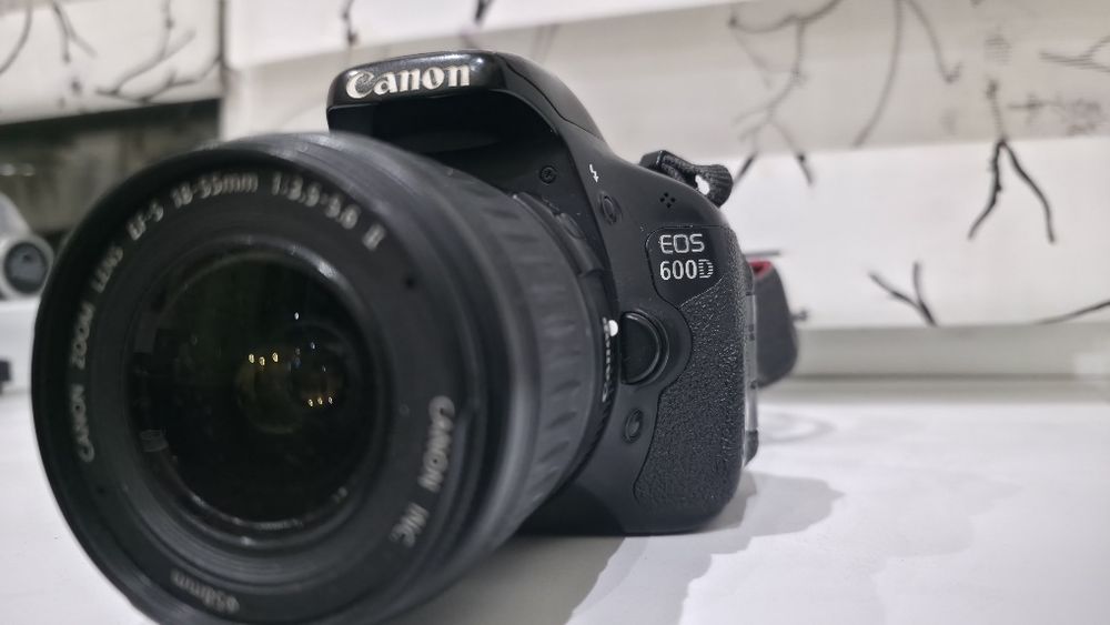 Canon 600d хороший