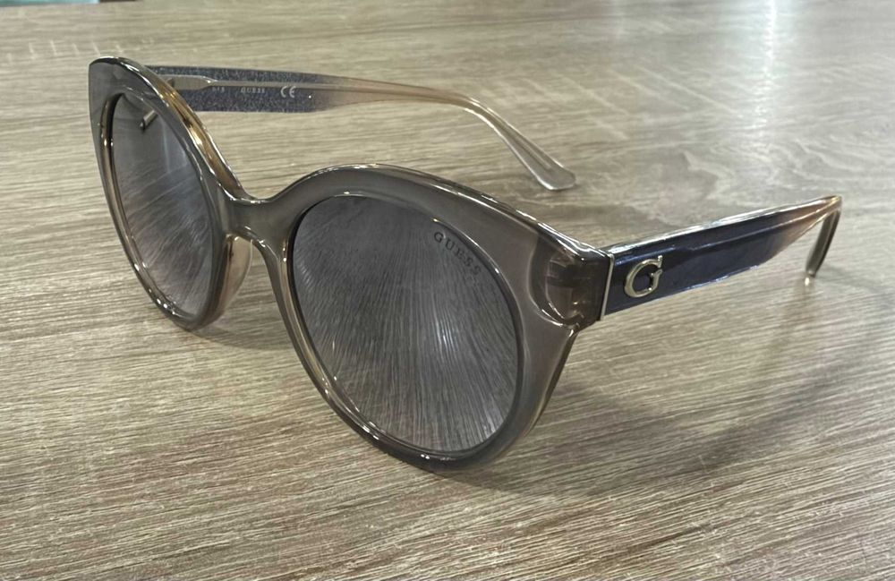 Слънчеви очила Guess GU7553