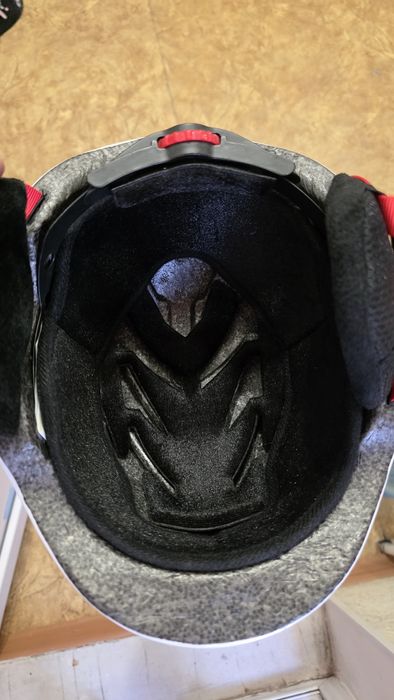 Комплект горных лыж