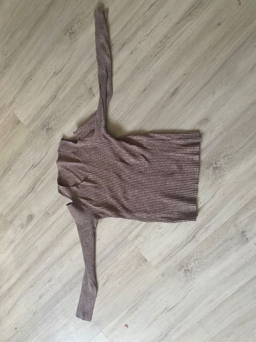 Одежда  по 500 тенге