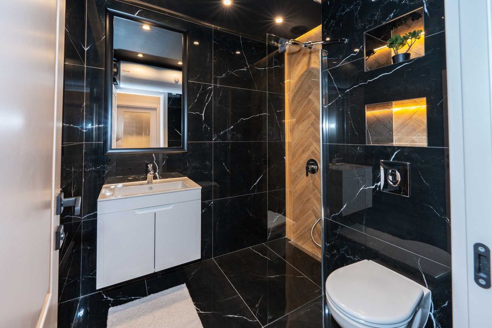 Продава се Двустаен апартамент в Пловдив, Кючук Париж - 70 кв.м за 2072 €/кв.м - Снимка #10