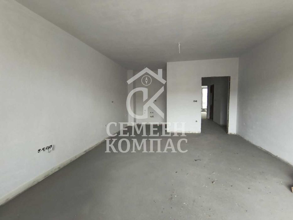 Продава се Тристаен апартамент в Пловдив, Остромила - 110 кв.м за 668 €/кв.м - Снимка #1