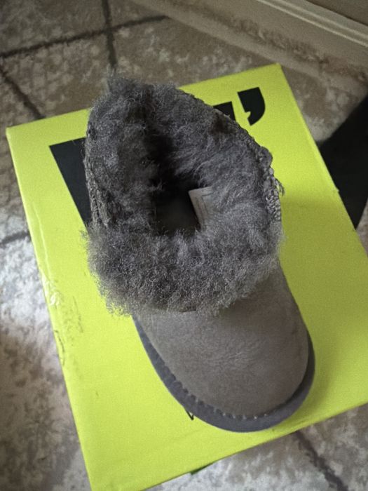 Продам уги 10к в хорошем состоянии.