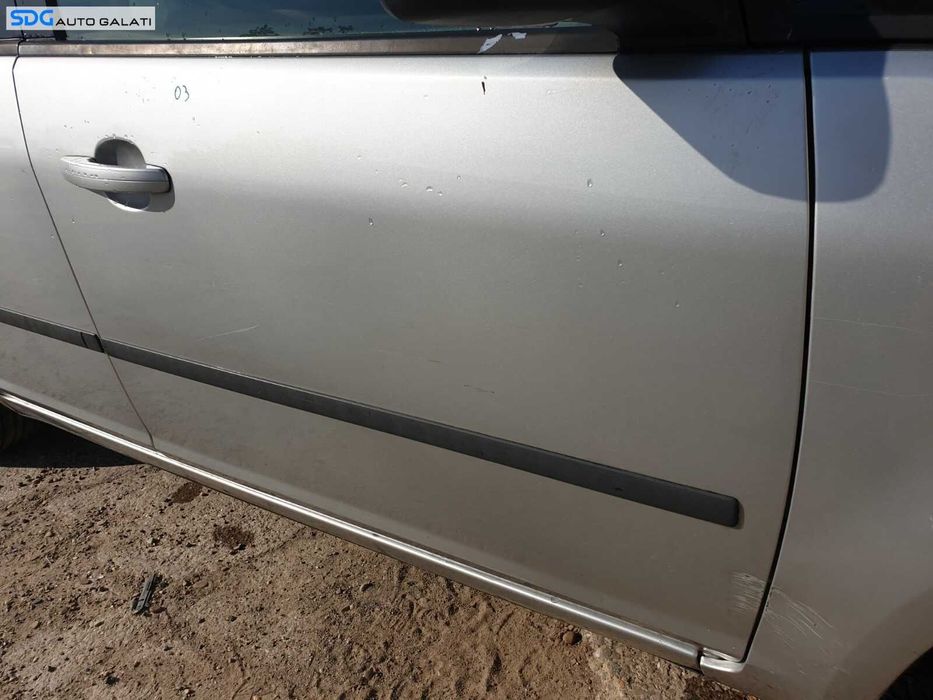 Usa Usi Portiera Portiere Dreapta Fata Dezechipata cu Defect Ford C-Max 2004 - 2008 Culoare O3