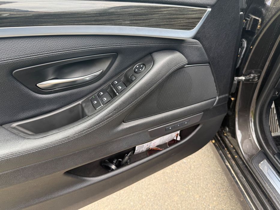 BMW Seria 5 BMW F11 520D xDrive 8HP