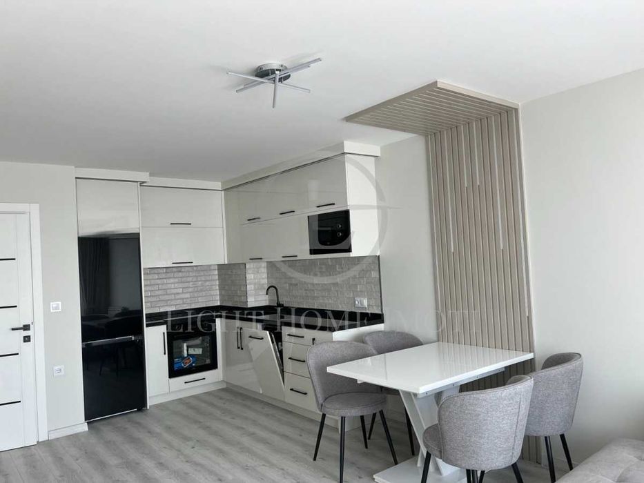 Продава се Двустаен апартамент в Пловдив, Христо Смирненски - 75 кв.м за 2448 €/кв.м - Снимка #3