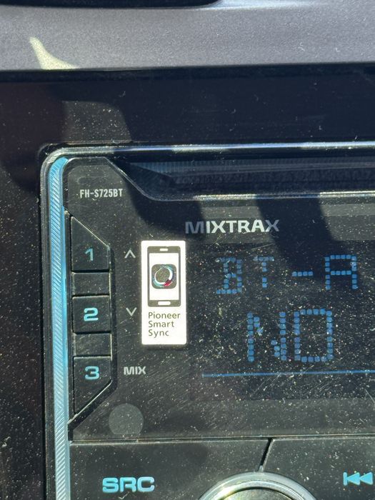 Pioneer 725 satiladi