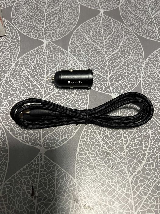 Стойки за телефон за автомобил