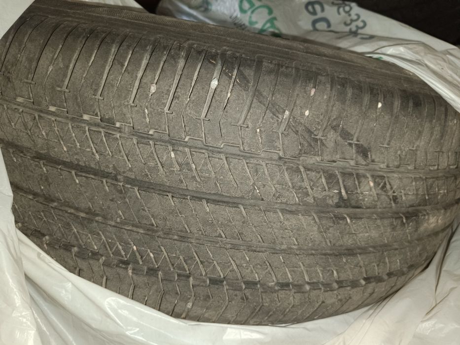 Резина летняя 245/55/19 очень б/у