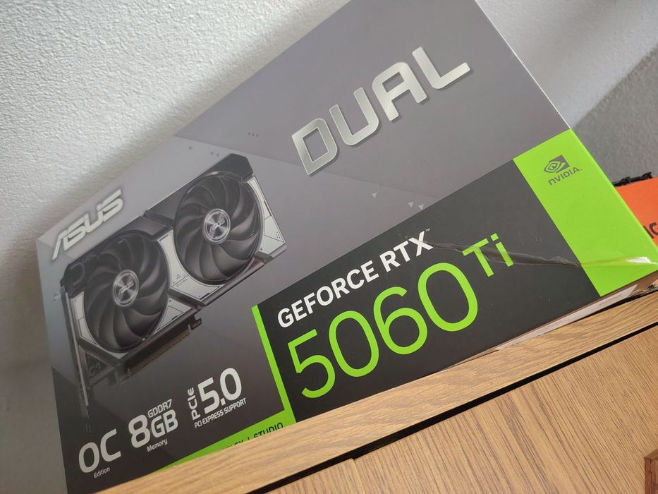 Placa video 5060 Ti 8Gb ca nouă.