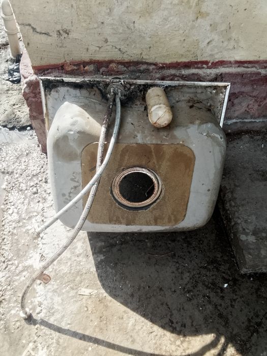 Продам раковину срочно