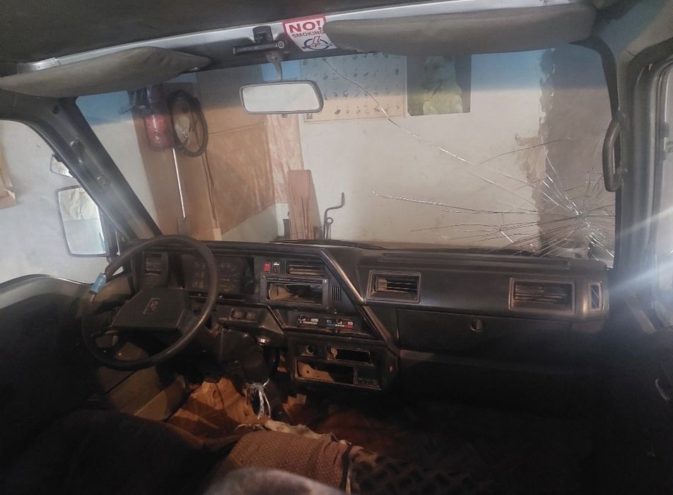 Nissan caravan сотилади