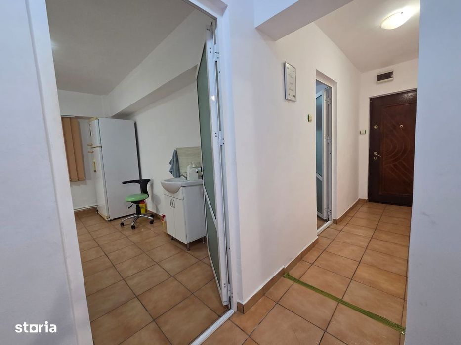Apartament 4 Camere Ideal Cabinet/Birou sau Locuință
