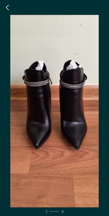 Продается женские сапожки.