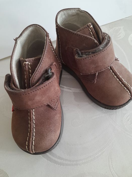 Бебешки обувки kickers 19 номер