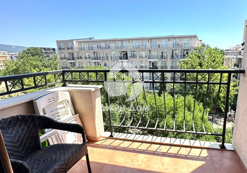 Продава се Едностаен апартамент в к.к. Слънчев бряг - 33 кв.м за 1894 €/кв.м - Снимка #6
