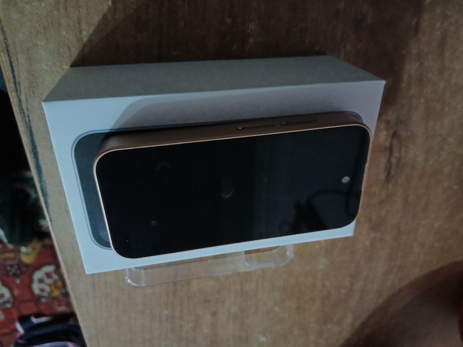 Telfon sotiladi  17 pro mini