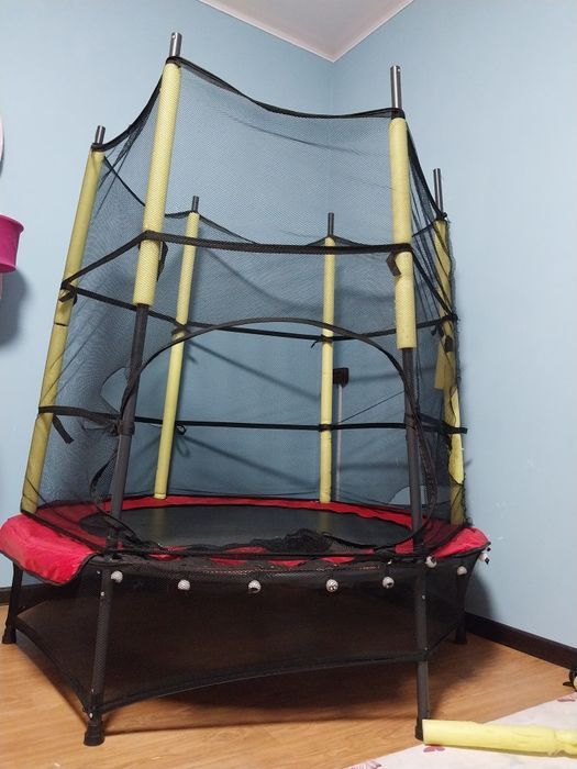 Продам батут детский