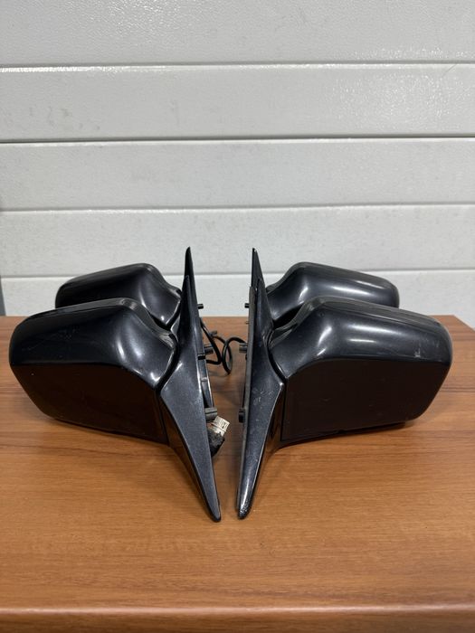 Боковое зеркало на бмв Е34 до рестайлинг