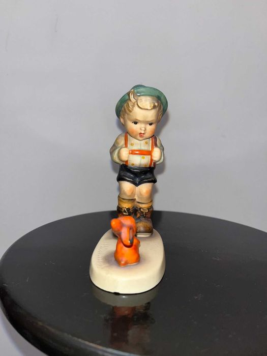 Bibelou statueta figurina bibelouri W Germania Goebel Hummel marcat ieftin