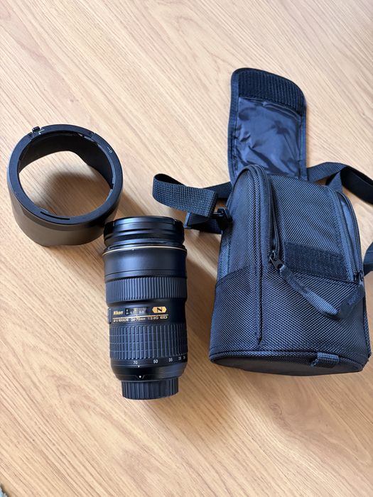 Nikon AF-S NIKKOR 24-70mm f/2.8G ED — отлично състояние