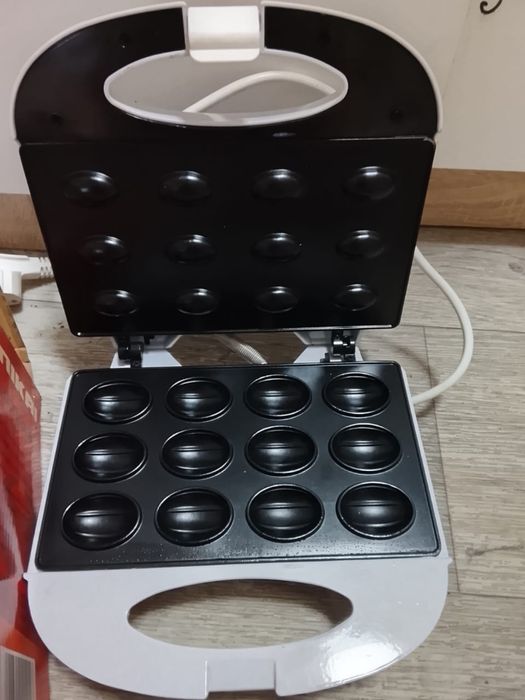 Продам электрическую орешницу