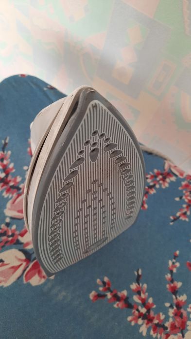 Утюг Tefal паровой