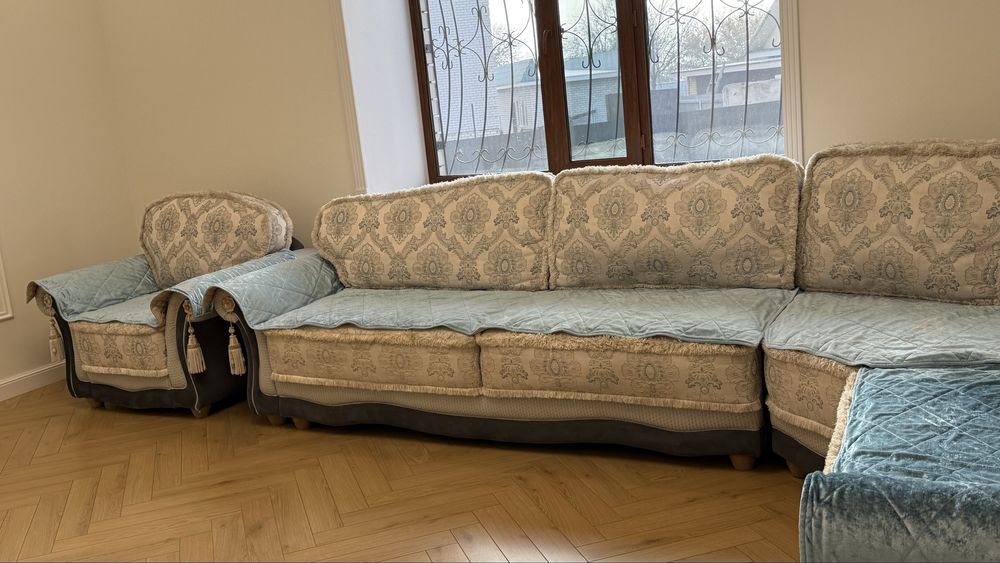 Продам диван в отличном состоянии