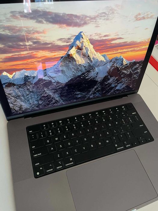Apple MacBook Pro 16" (2021) – M1 Pro | 16GB RAM | 1TB SSD | 85% Battery Health