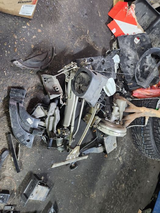 Приора на разбор