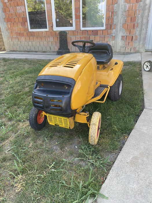 Tractoras tuns gazon , caroserie  MTD