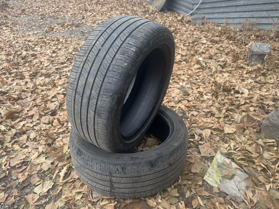 Nexen 225/45/17 летние