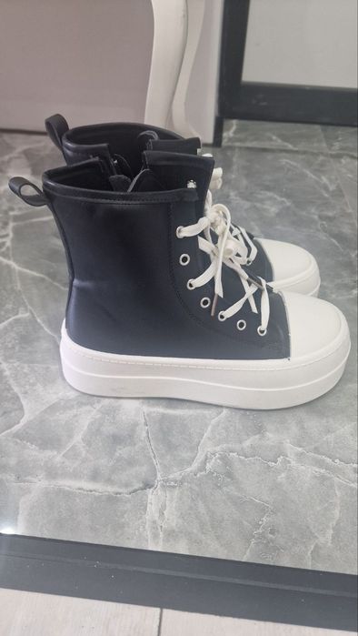 Черные кеды на платформе