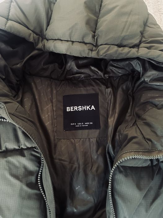 Куртка демисезнный от BERSHKA