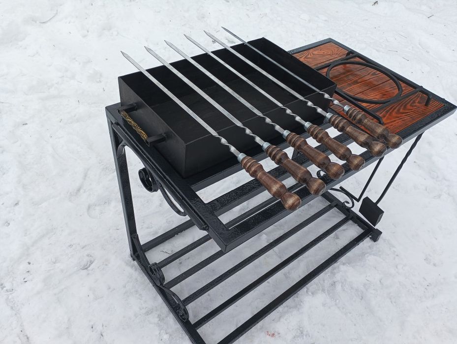 Продаёт новый мангал