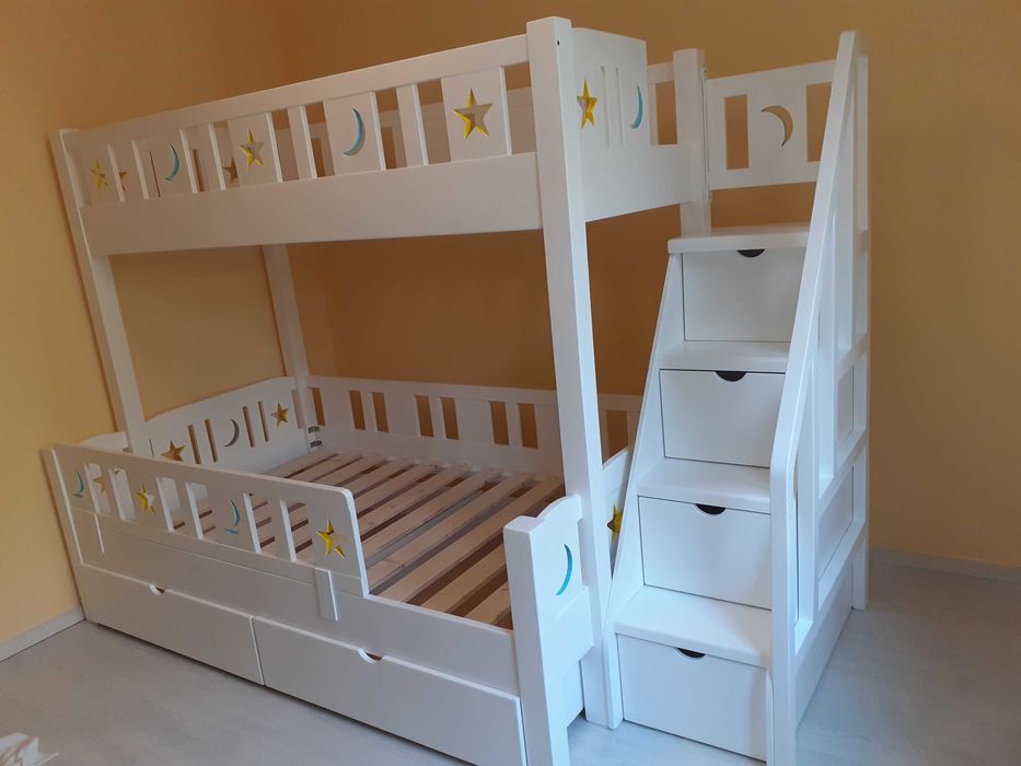 TRANSPORT GRATUIT.Pat etajat-supraetajat din lemn masiv.Cod 3525